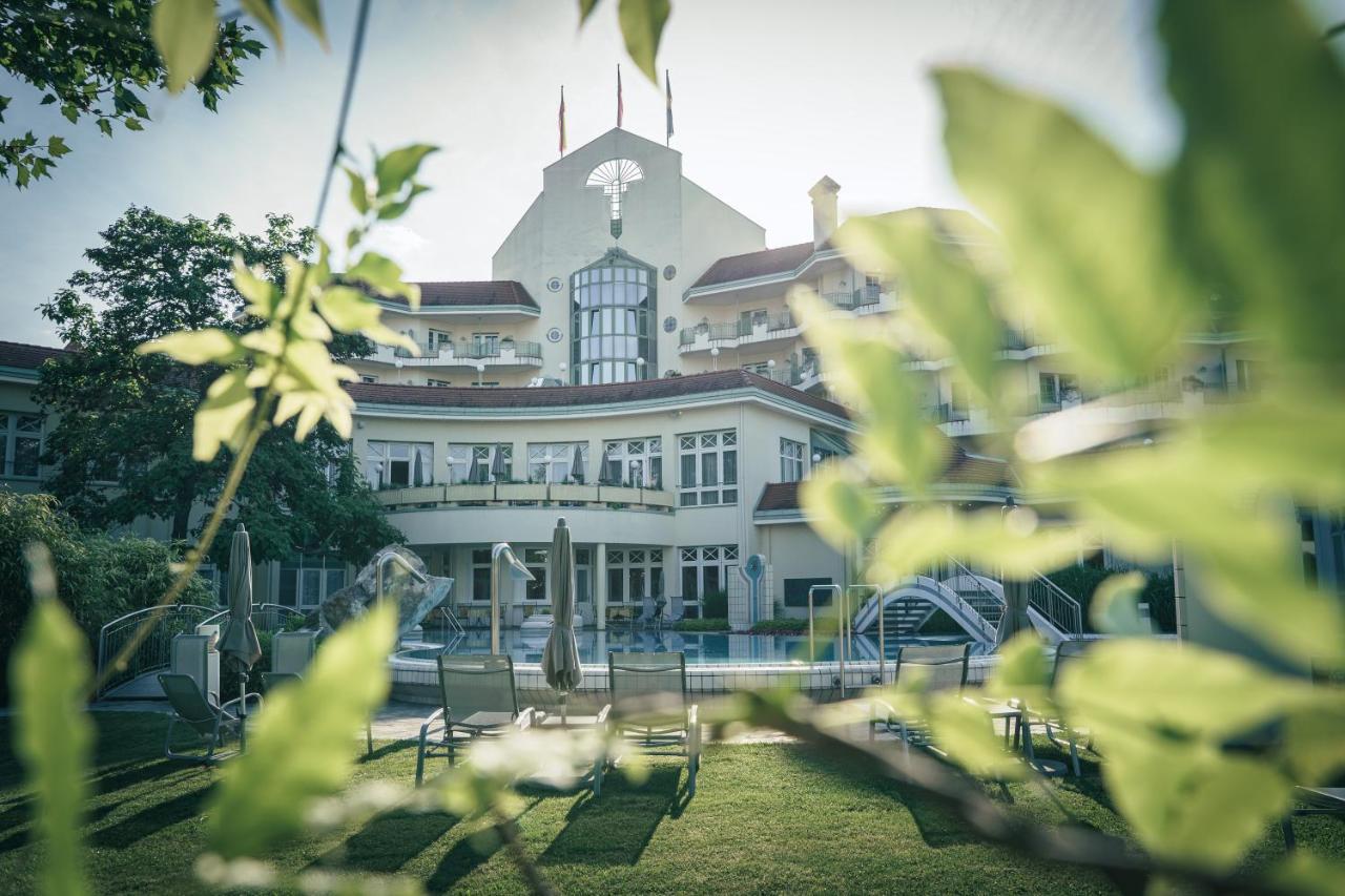 Reduce Hotel Thermal Adults Only Bad Tatzmannsdorf Exterior foto